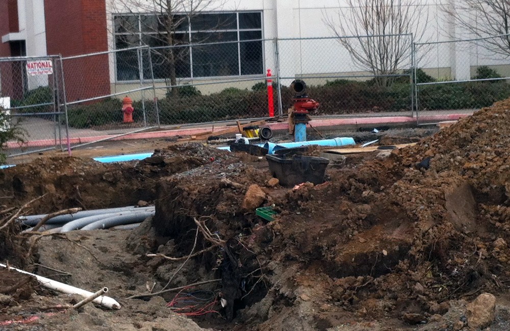 Crews install new fire water line that will service Mt. Tabor and the new students commons and learning commons buildings.