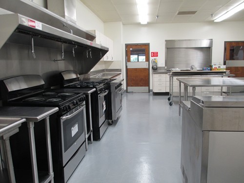 https://www.pcc.edu/news/wp-content/uploads/sites/33/2015/06/Annex-kitchen_web-500x375.jpg