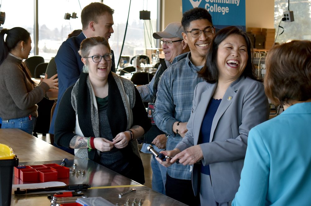 Labor Secretary Julie Su visited PCC's Willow Creek lab to tour the Quick Start class and microelectronics training as examples of best practices.