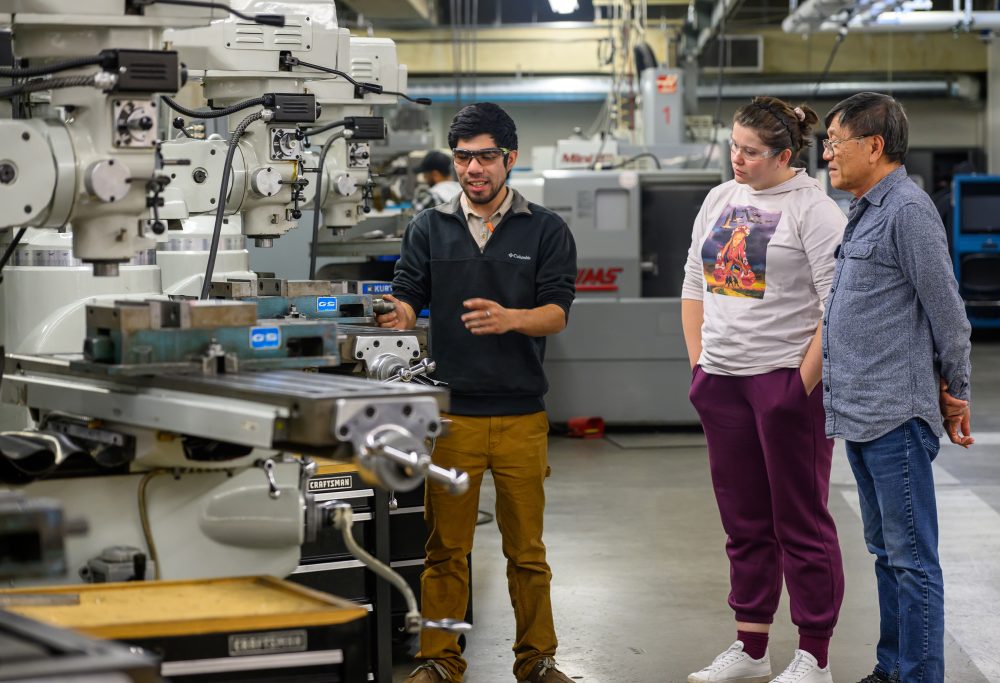 Pablo Jimenez, Instructor, Machine Manufacturing Technology_110824_003