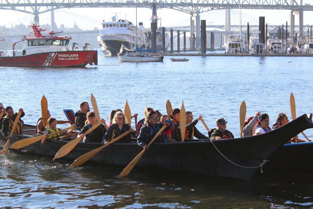 The Canoes approach on the Willamette